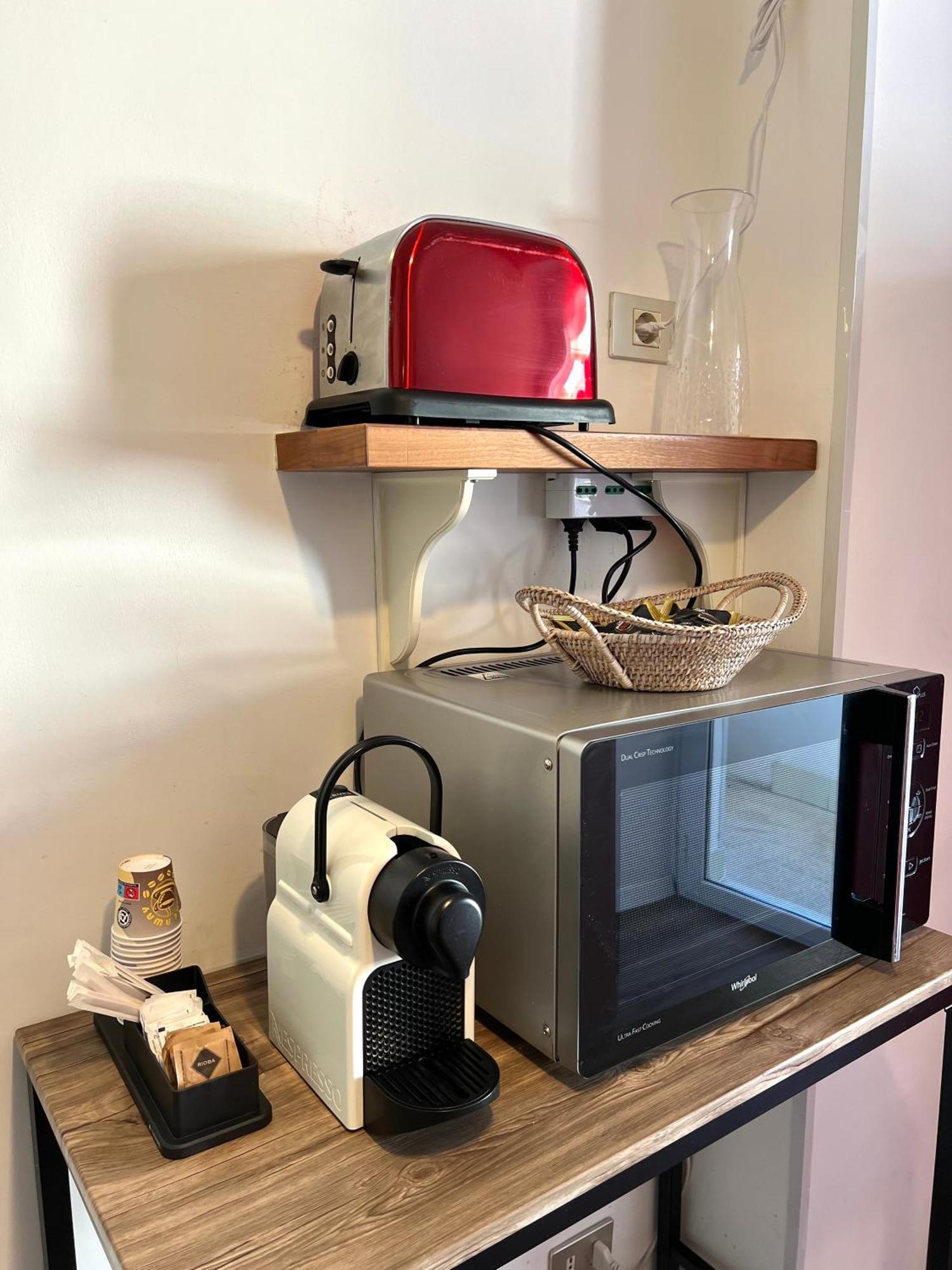 רומא Eufonia Vinyl Friendly Apartment מראה חיצוני תמונה